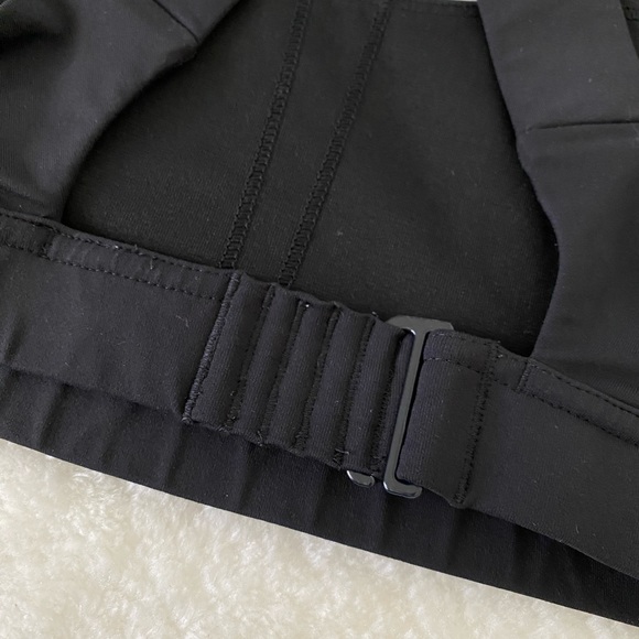 Lululemon Black Sports Bra - Picture 5 of 7
